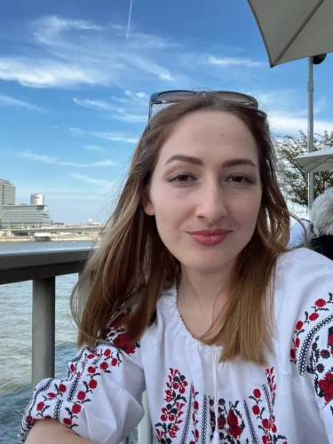 Олена Анатоліївна